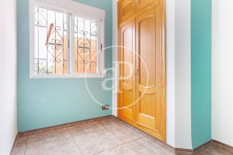 Foto 9ab83d4b-ed11-44f5-a9f1-04e919e0d8fc. Casa chalet independiente en venta en Picassent