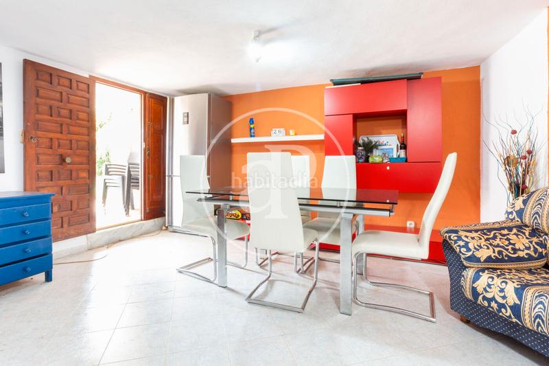 Foto a91954ab-fa77-400c-8d07-0ad2c9a783c7. Casa chalet independiente en venta en Picassent