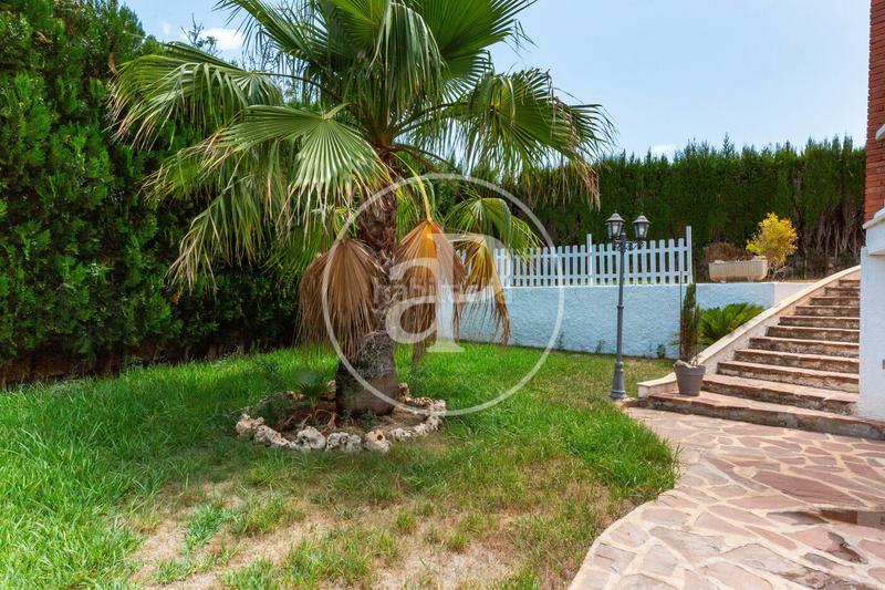 Foto fe3f054c-33de-49b7-adc8-af3c02611c44. Casa chalet independiente en venta en Picassent