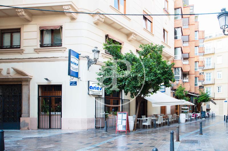 Foto c12191f5-cdd0-4b37-8111-05c9fb03709b. Ático  en venta en la plaza ayuntamiento en Sant Francesc Valencia