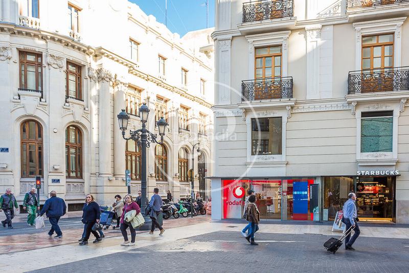 Foto f5d1c451-13f1-45ea-ad97-1583939984fb. Ático  en venta en la plaza ayuntamiento en Sant Francesc Valencia