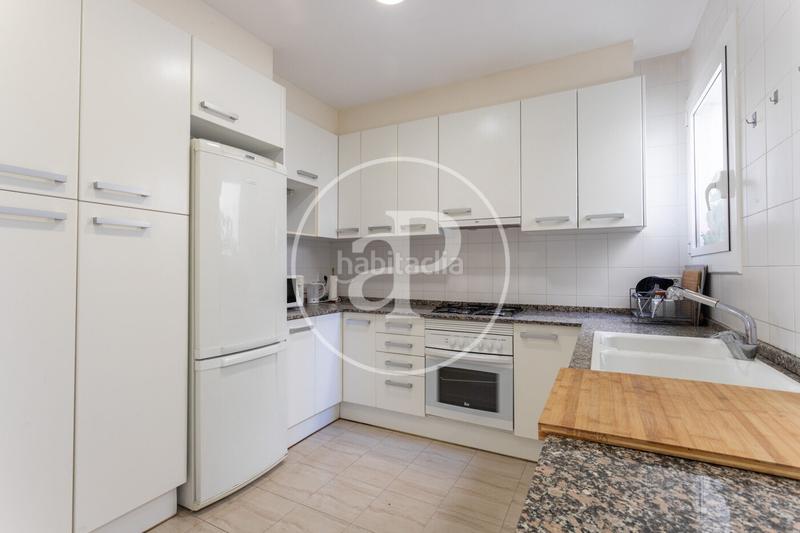 Foto 99907928-042f-4836-a1d3-696f2b21bbc0. Location appartement avec chauffage parking dans Sant Gervasi - Galvany Barcelona