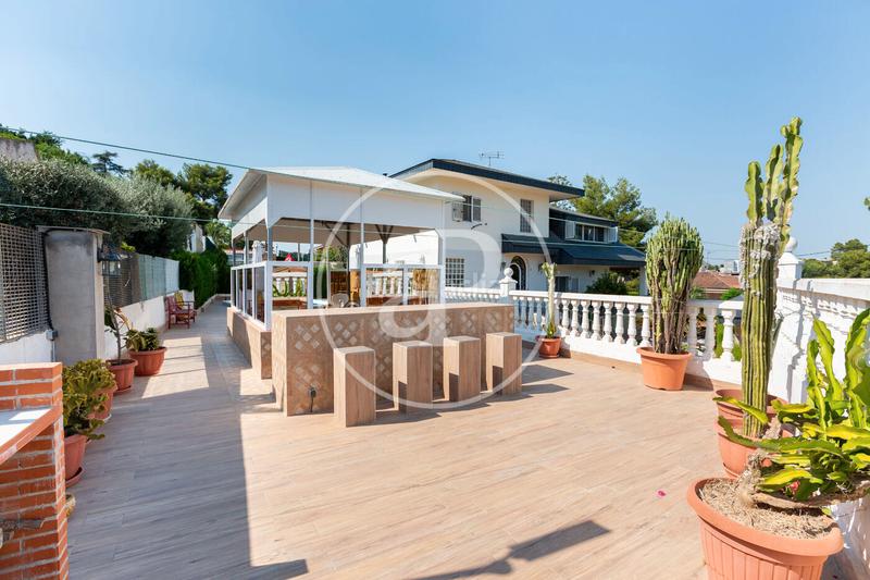 Foto 171a7785-3c02-4675-b111-fbe66096b713. Haus mit heizung parking pool in Sierra Perenchiza-Cumbres de Calicanto-Sto Domingo Chiva