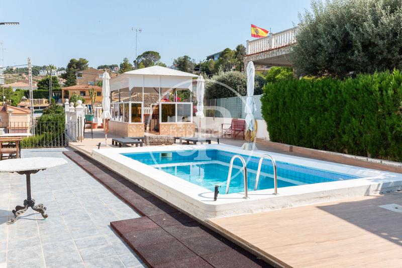 Foto a4b9c43f-e30a-436a-a5b4-90d3ceaee697. Haus mit heizung parking pool in Sierra Perenchiza-Cumbres de Calicanto-Sto Domingo Chiva