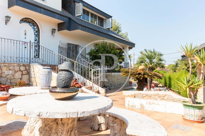 Foto d9b0b3ef-898b-49d6-8684-b76e5136de43. Haus mit heizung parking pool in Sierra Perenchiza-Cumbres de Calicanto-Sto Domingo Chiva