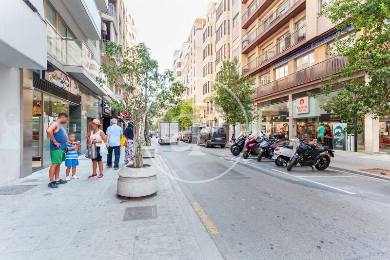Foto ae644bb3-da06-4c19-9d15-1a5bef1548b7. Piso  en venta en la plaza ayuntamiento en Sant Francesc Valencia