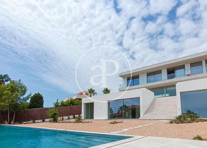 Foto 9bb95496-aa1f-4b31-83b0-e5f2515b08fd. Alquiler casa  en alquiler en can girona en Can Girona - Terramar - Vinyet Sitges