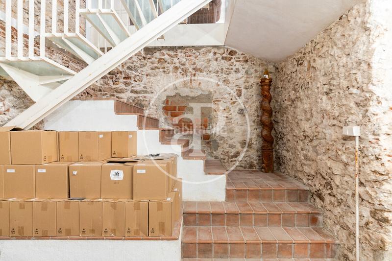 Foto 9147ceec-01c3-4717-9a22-cd5545636bf9. Piso casa en venta en el gótico en Gòtic Barcelona