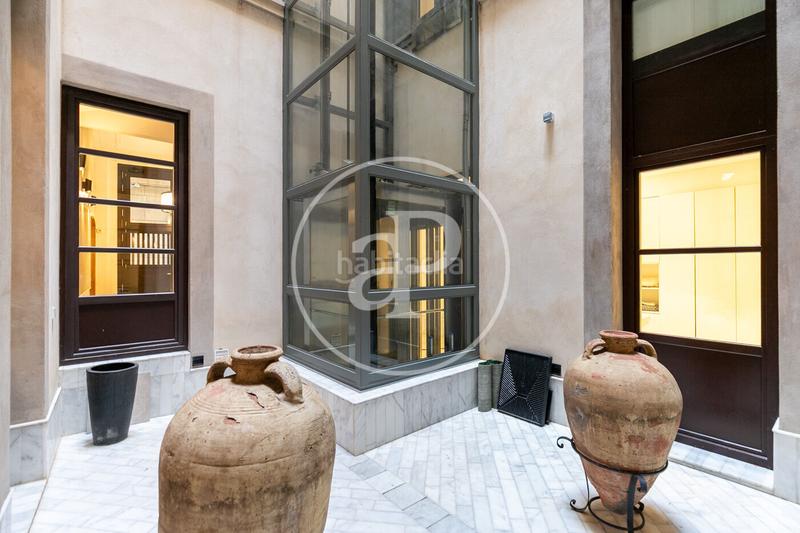 Foto ffb9b5ff-3882-423f-9f90-fddd55df6853. Piso casa en venta en el gótico en Gòtic Barcelona