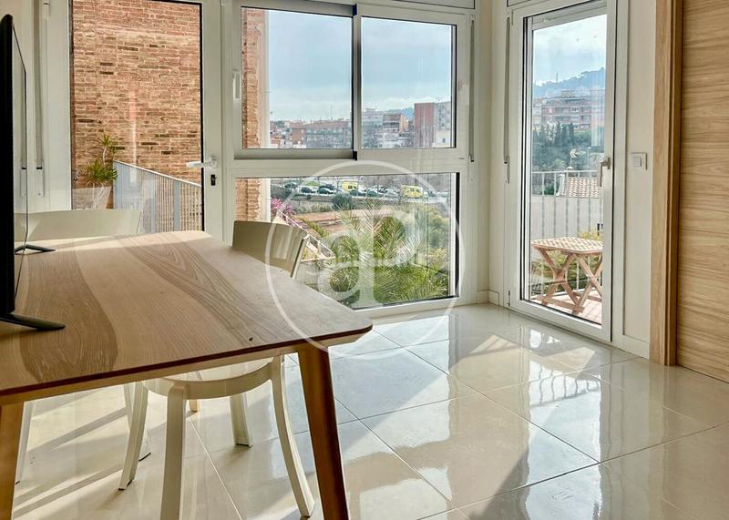 Foto 17f78533-214b-4092-9c74-fba5d4b80d64. Affitto casa con riscaldamento in La Clota Barcelona