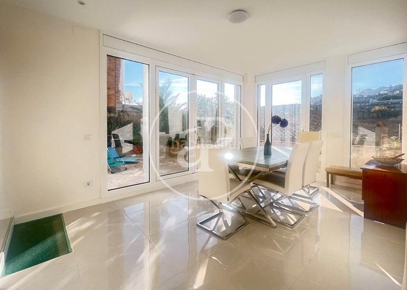 Foto 205e9948-0ebf-4bd4-b769-2f4921fa2176. Rent house with heating in La Clota Barcelona