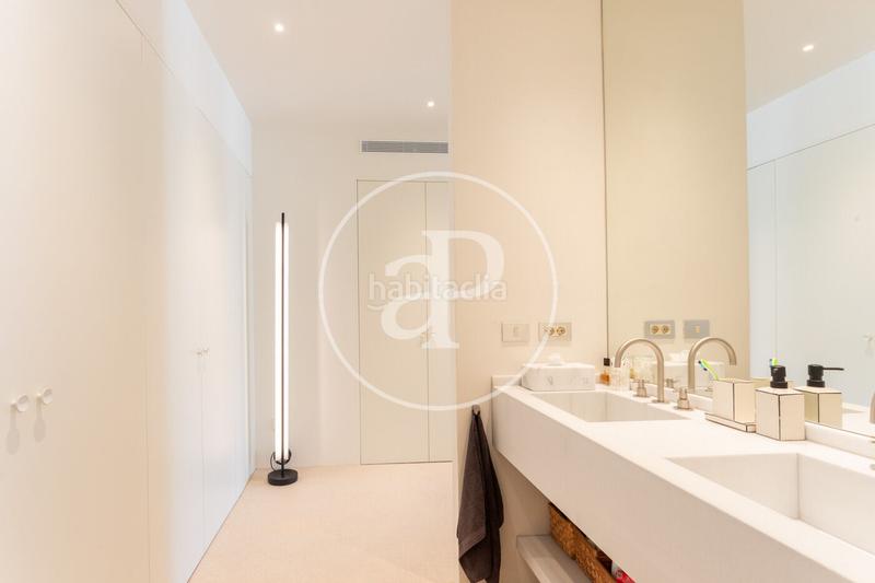 Foto 0f63e114-5ff9-430a-997a-b30106a52f57. Affitto appartamento con riscaldamento parcheggio in Barcelona