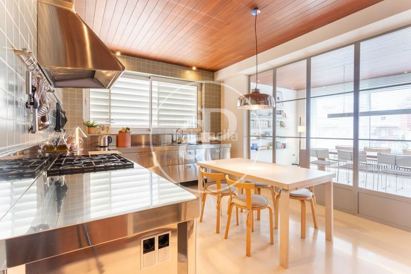 Foto 0a91e1bc-e87d-4fe2-862a-6a26af9de449. Rent flat with heating parking in Sant Gervasi - Bonanova Barcelona