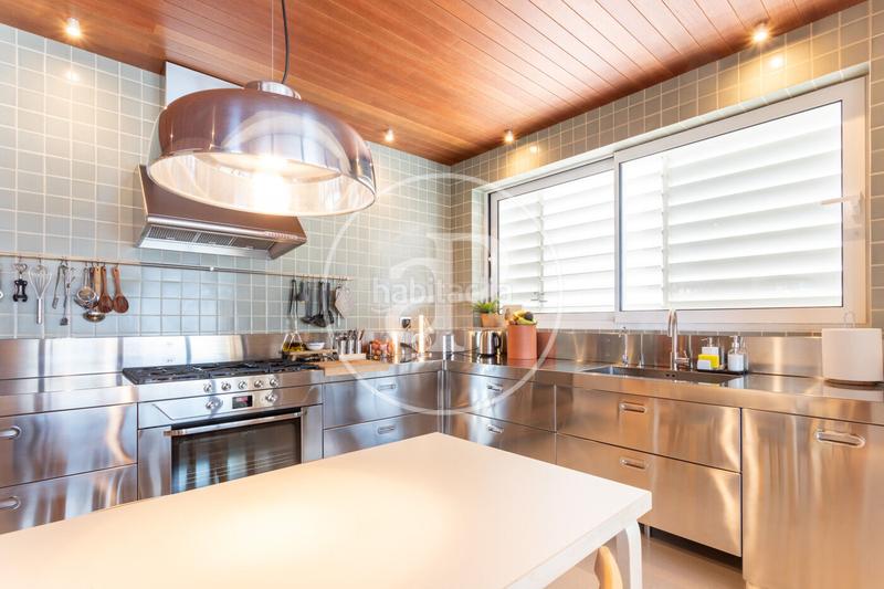 Foto c20a1dd5-0a77-4b80-a2a0-a8b07d8caa9c. Rent flat with heating parking in Sant Gervasi - Bonanova Barcelona