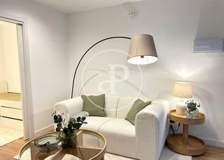 Loft in Vila de Gràcia. Estudio en venta en gracia