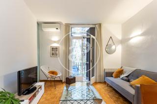 Lloguer Pis  C/ de provença. Piso en alquiler cerca de paseo de gracia