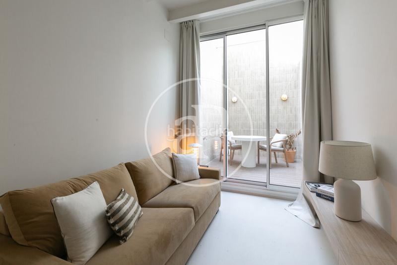 Foto 04ba999c-120a-4835-968c-ee45db91a733. Piso loft en venta en carrer viladomat en La Nova Esquerra de l´Eixample Barcelona