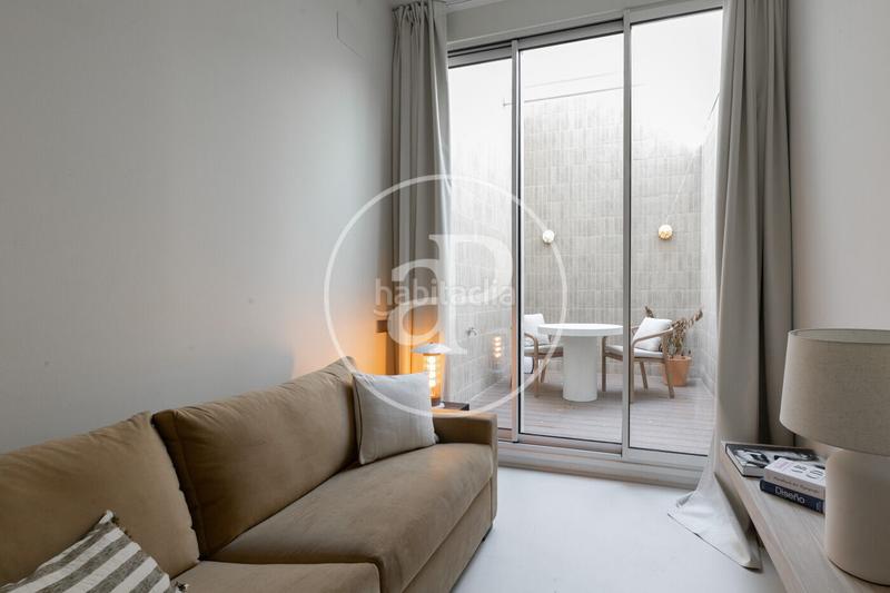 Foto 7b660806-831f-4ee4-970d-49eab6f830a2. Piso loft en venta en carrer viladomat en La Nova Esquerra de l´Eixample Barcelona