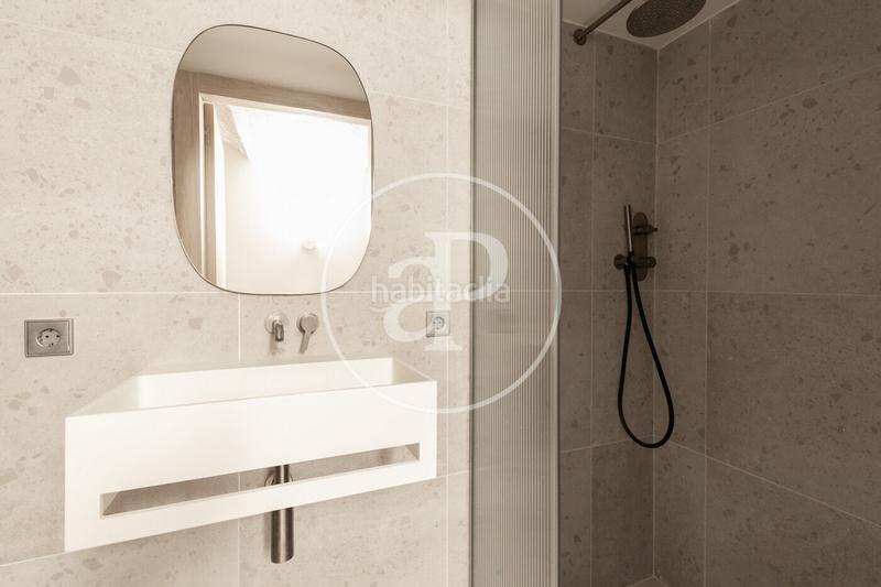 Foto 84ee94ca-b72c-46f3-93a8-a5050973ae5c. Piso loft en venta en carrer viladomat en La Nova Esquerra de l´Eixample Barcelona