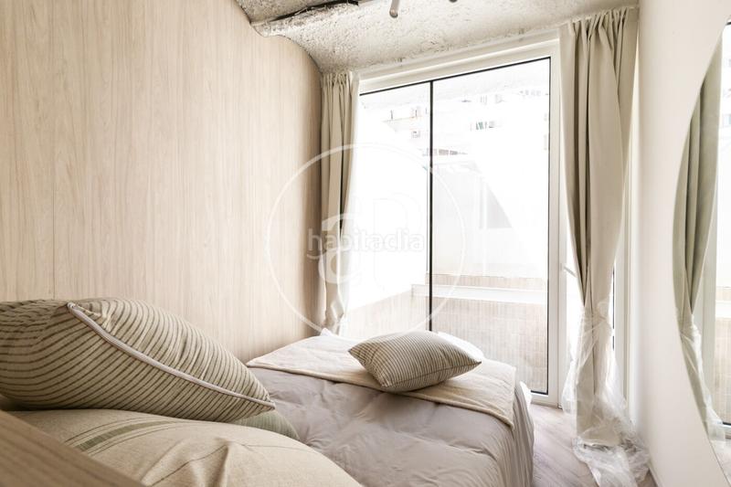 Foto 918fc21a-56f1-4d5b-a312-6d2da34d2dda. Piso loft en venta en carrer viladomat en La Nova Esquerra de l´Eixample Barcelona