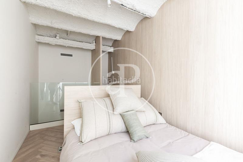 Foto caad94d1-3c8c-420a-9808-0eaa8a3d9432. Piso loft en venta en carrer viladomat en La Nova Esquerra de l´Eixample Barcelona