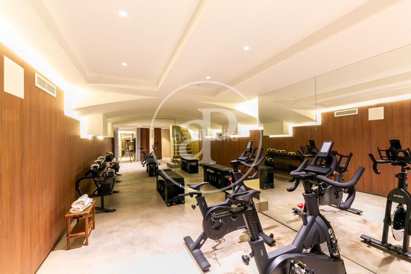 Foto e84a9232-dfa1-412f-8c52-ca837b2ee726. Piso loft en venta en carrer viladomat en La Nova Esquerra de l´Eixample Barcelona