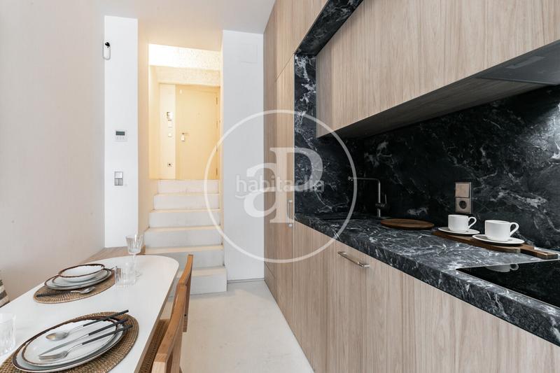 Foto ff059797-6b43-407c-961a-233e804df32a. Piso loft en venta en carrer viladomat en La Nova Esquerra de l´Eixample Barcelona