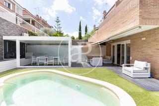 Reihenhaus in Sant Quirze Parc-Vallsuau-Castellet. Casa en venta en sant quirze del vallès