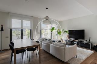 Rent Flat  Carrer de can segalar. Piso en alquiler en les corts