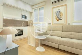 Rent Flat  Av. del marqués de sotelo. Piso en alquiler en la plaza del ayuntamiento