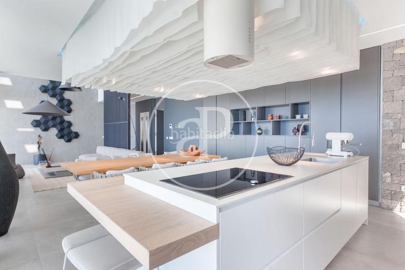 Foto 6b51e53b-b59d-4d6c-b7e8-9e5f1752ae0e. Maison avec chauffage parking piscine dans Altea hills Altea