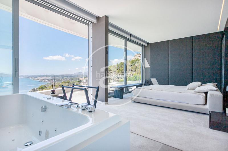 Foto 9d9ede62-c89f-4e78-b8f6-bb76302d2eb3. Maison avec chauffage parking piscine dans Altea hills Altea