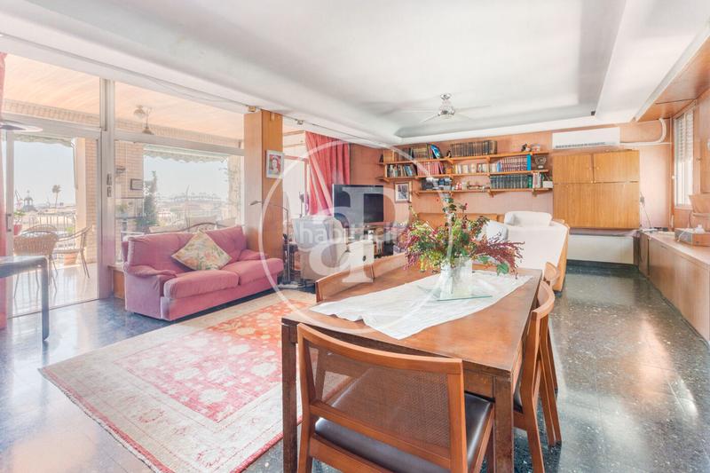 Foto 60d3583a-bda0-4e6c-872d-d1402a66fdf6. Attique avec chauffage dans El Grau Valencia