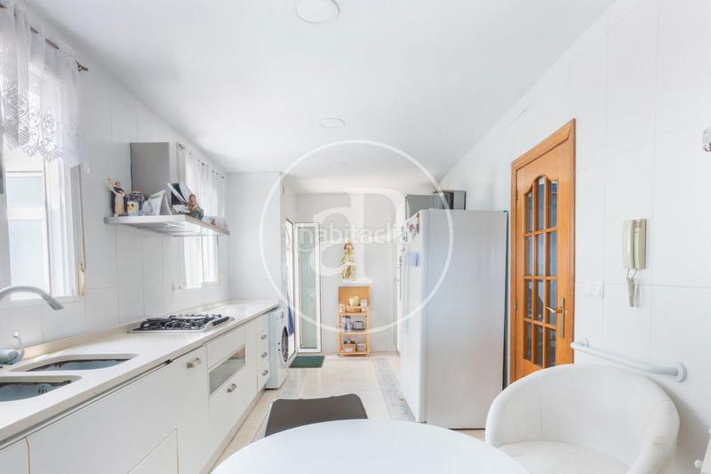 Foto 9db5d122-10f9-4436-a4b8-9563b55c95a6. Attique avec chauffage dans El Grau Valencia