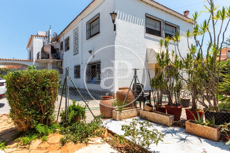 Foto 35bad190-87f2-4d94-ac22-6d0bd82ff230. Casa  en venta en denia en El Montgó Dénia