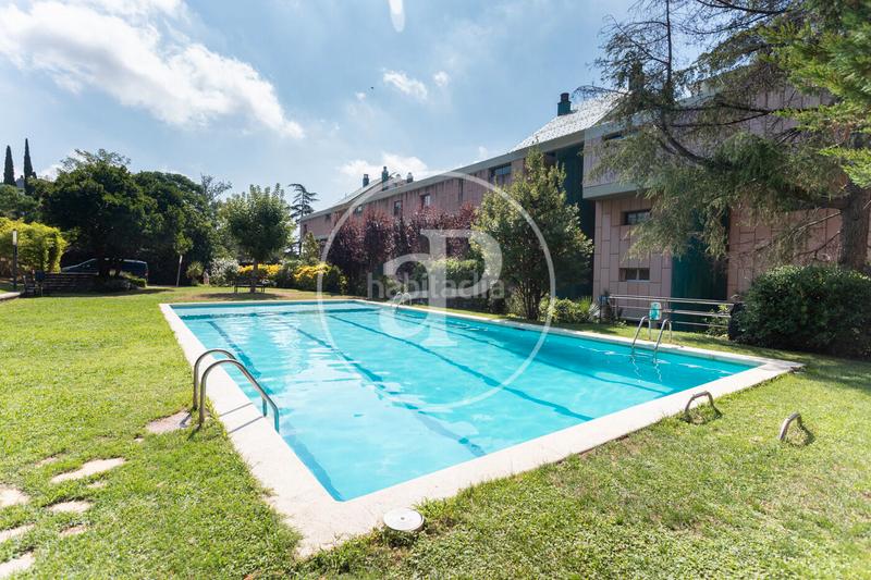 Foto 8198e858-2723-4d57-9217-714185c72279. Alquiler piso  en alquiler en Finestrelles en Esplugues de Llobregat