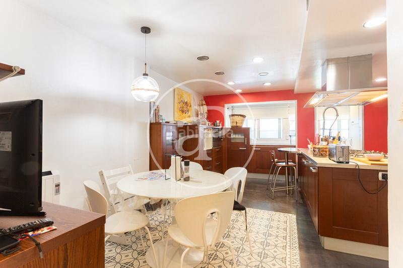 Foto 91d4ce79-ab86-49bb-8f23-6c3a048c91a9. Alquiler piso  en alquiler en Finestrelles en Esplugues de Llobregat