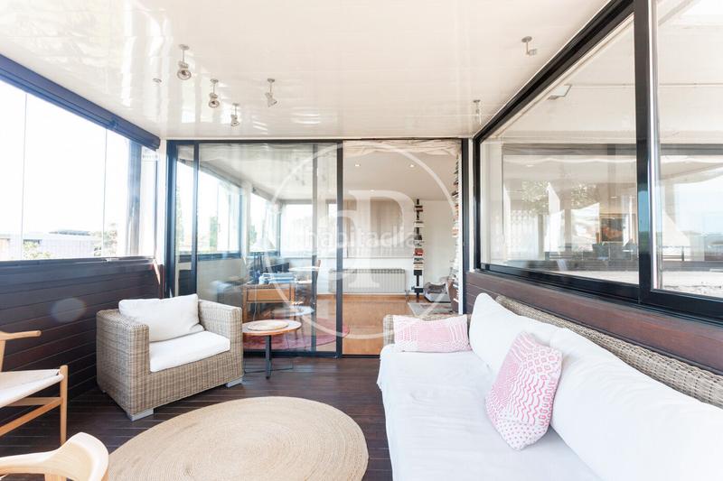 Foto 94dd1140-c660-432a-a771-19bde12f1f60. Lloguer pis amb calefacció aparcament a Finestrelles Esplugues de Llobregat