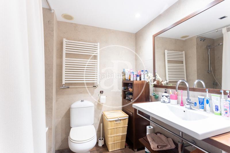 Foto ceadb64f-6c60-446b-bbd9-472857a3b01c. Location appartement avec chauffage parking dans Finestrelles Esplugues de Llobregat