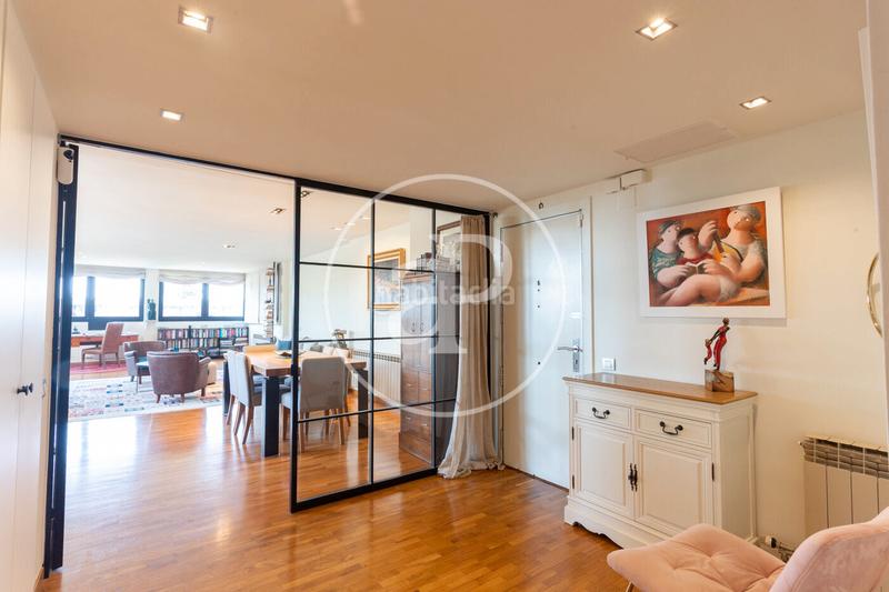 Foto e58aec7d-0c34-4f0d-ac7e-b8533c507e28. Location appartement avec chauffage parking dans Finestrelles Esplugues de Llobregat