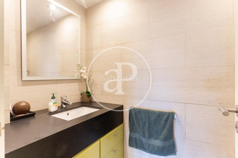 Foto 5855b2c3-a091-46f7-9392-f6a7a0ff7cbb. Miete etagenwohnung mit heizung parking in Finestrelles Esplugues de Llobregat