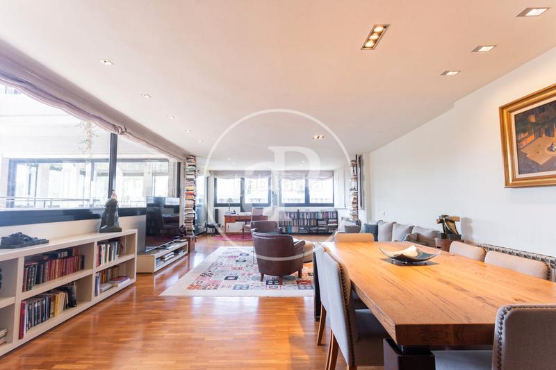 Foto 58691392-2e7a-45f1-ba53-cfd499800cce. Rent flat with heating parking in Finestrelles Esplugues de Llobregat