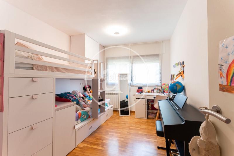 Foto 5b82515d-7272-476b-b1b1-5752803dc757. Rent flat with heating parking in Finestrelles Esplugues de Llobregat