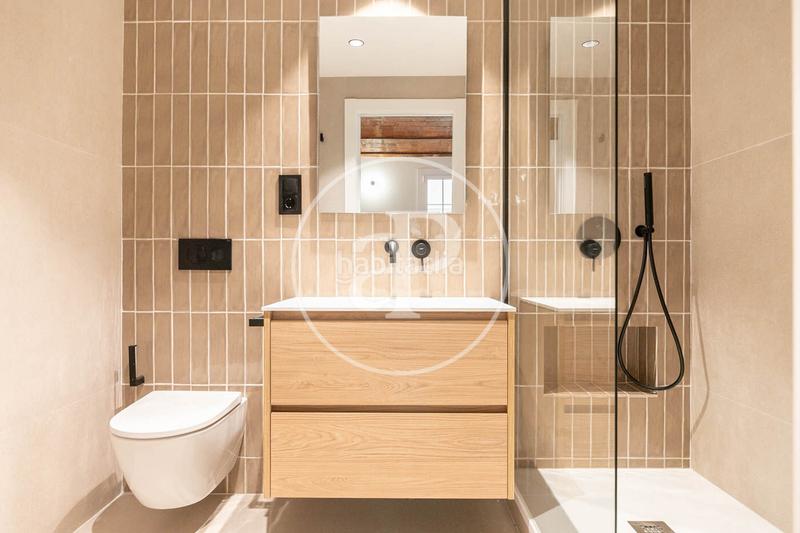 Foto 213a5cd9-a3f3-401a-bbe5-9de57caff265. Piso  en venta en el corazón del gótico en Gòtic Barcelona