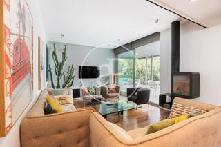 Location Maison  Carrer de la fonolleda. Casa en alquiler en vallvidrera