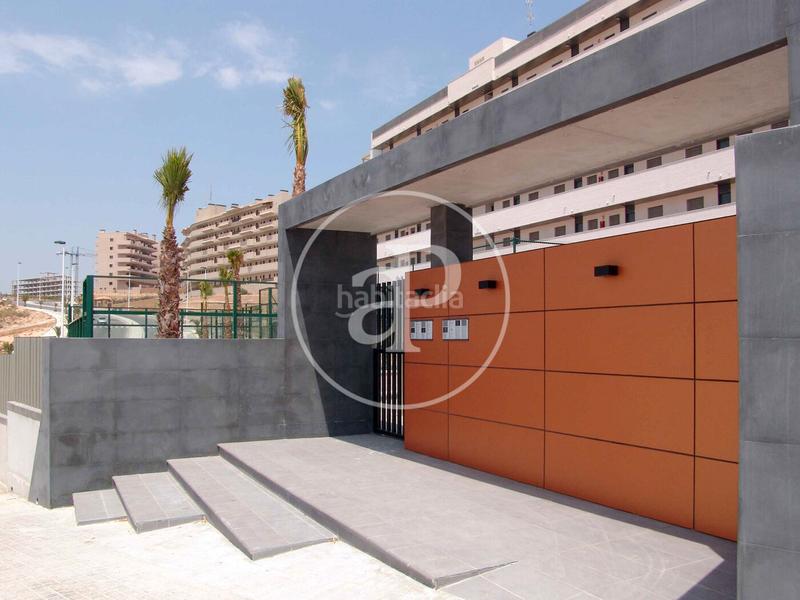 Foto b53b03c1-d9ed-4a3d-b96b-ad1284c06693. Piso  en venta en arenal del sol en Los Arenales del Sol Elche / Elx
