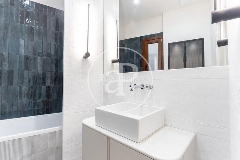 Foto 0ec3811c-15cd-412a-8879-12372709005d. Piso  en venta en calle sant jacint en St. Pere - Sta. Caterina - El Born Barcelona