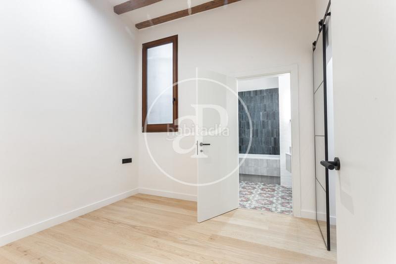 Foto 908f7d4e-08f8-4c62-9a10-b4f0f7cc56c8. Piso  en venta en calle sant jacint en St. Pere - Sta. Caterina - El Born Barcelona