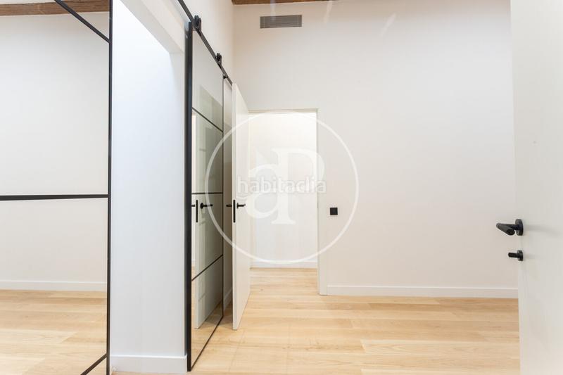 Foto dead4a43-9217-42bf-aa69-37048c6699c9. Piso  en venta en calle sant jacint en St. Pere - Sta. Caterina - El Born Barcelona