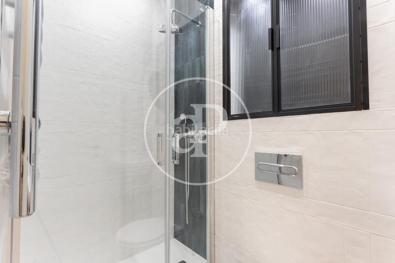 Foto e0ef7276-6053-4ac2-9ba6-e0aa57b50acb. Piso  en venta en calle sant jacint en St. Pere - Sta. Caterina - El Born Barcelona